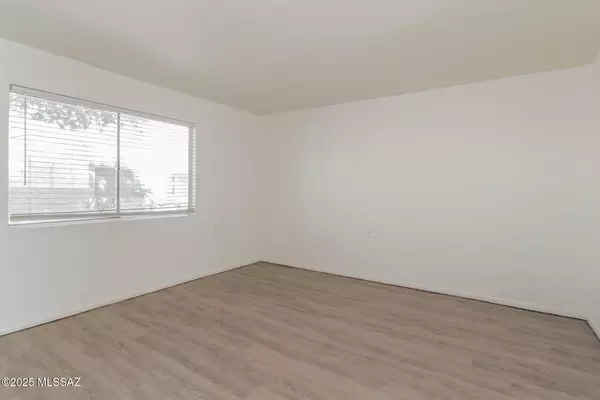 Tucson, AZ 85705,3028 N Castro AVE #16