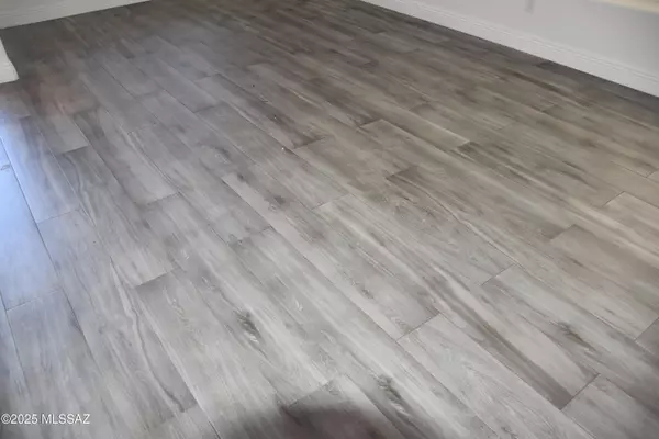 Tucson, AZ 85747,7344 James Dean AVE