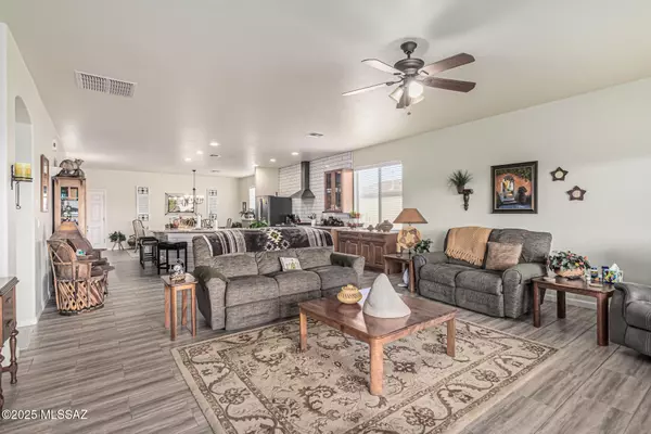 Vail, AZ 85641,793 E Blue Rock WAY