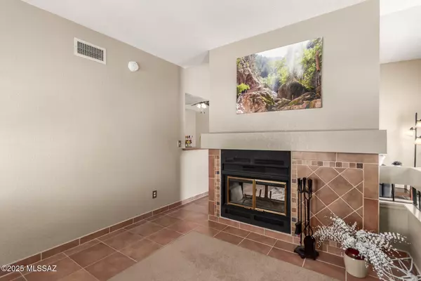 Tucson, AZ 85710,7932 E Colette CIR #98