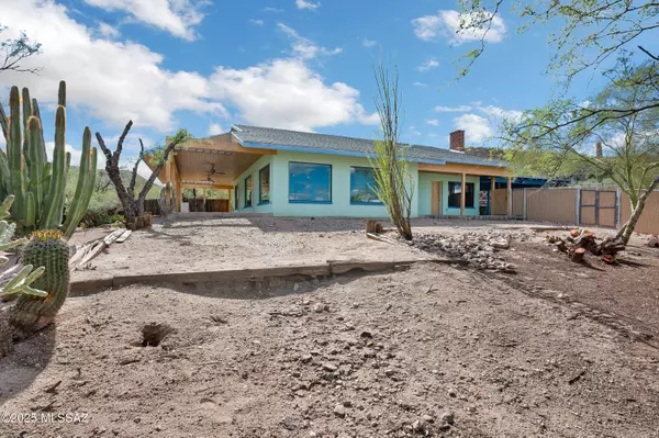 Tucson, AZ 85745,202 Sentinel Peak RD