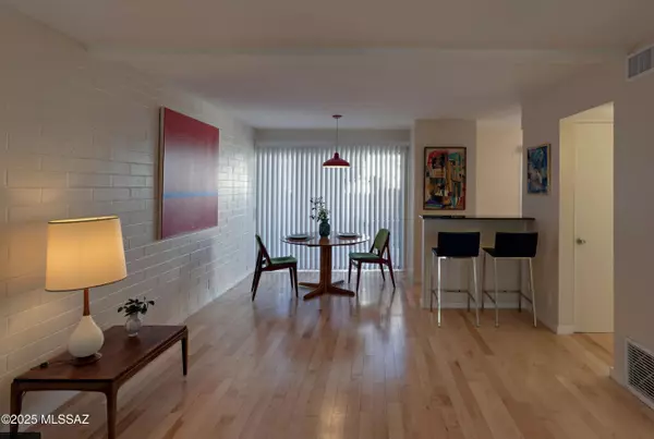 Tucson, AZ 85716,150 S Eastbourne AVE