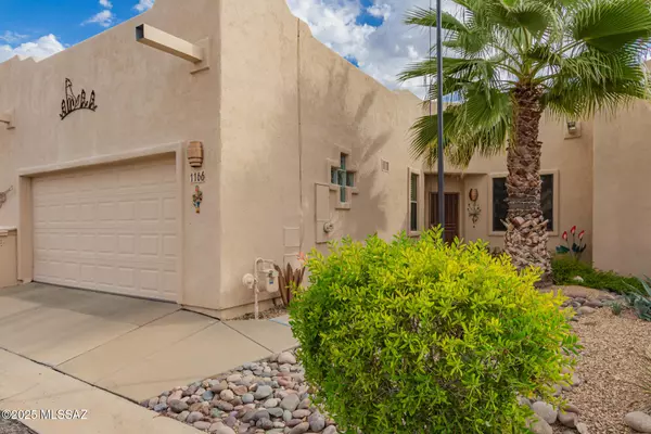 Green Valley, AZ 85614,1166 Laramie LN