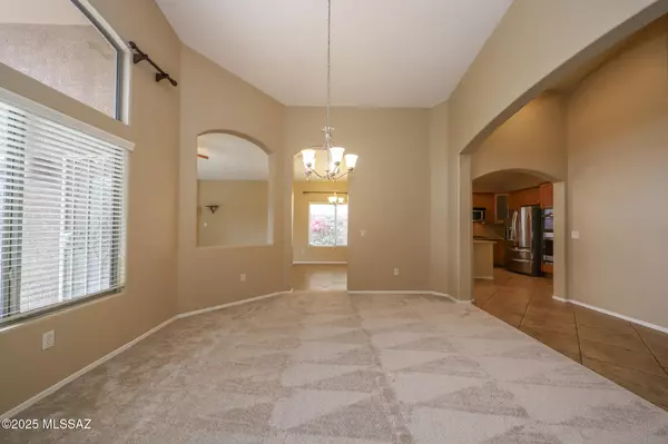 Oro Valley, AZ 85737,651 W Sonatina LN