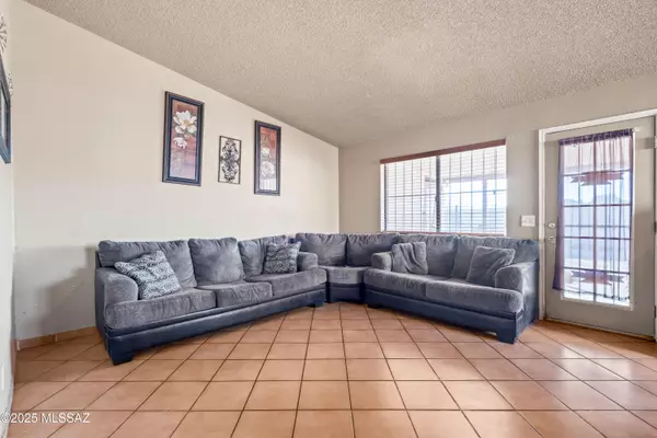 Tucson, AZ 85746,6050 S Springbrook DR