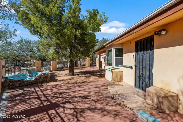 Tucson, AZ 85739,15940 N Goetz PL