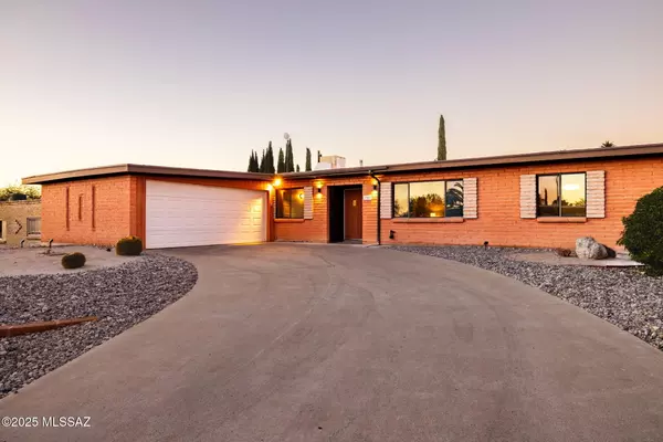 9343 E 30th ST, Tucson, AZ 85710