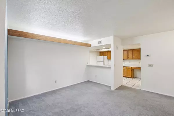 Tucson, AZ 85719,4285 N River Grove CIR #112