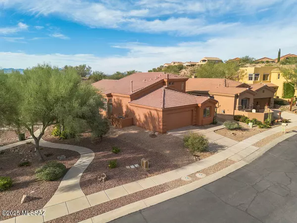 203 E Brearley DR, Oro Valley, AZ 85737
