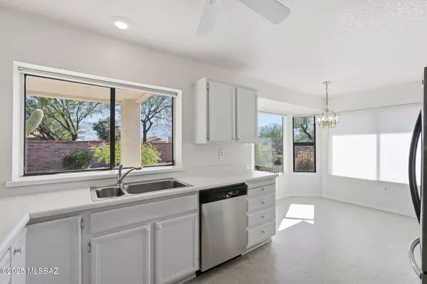 Oro Valley, AZ 85755,14380 N Coyote Canyon LN