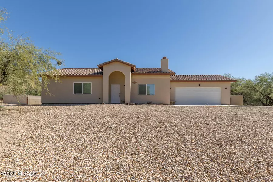 1355 Alma CT, Rio Rico, AZ 85648