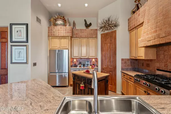 Oro Valley, AZ 85755,12376 N Copper Spring TRL