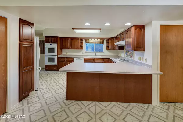 Tucson, AZ 85710,2240 S Camino Seco