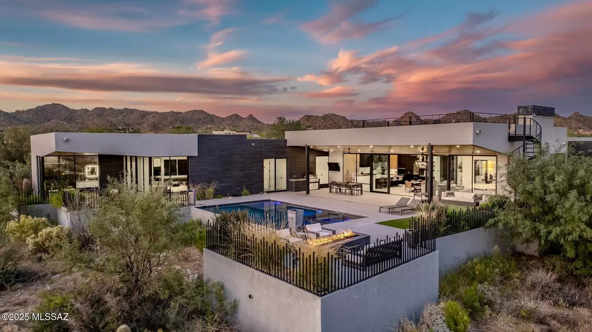 Oro Valley, AZ 85755,875 W Tortolita Mountain CIR