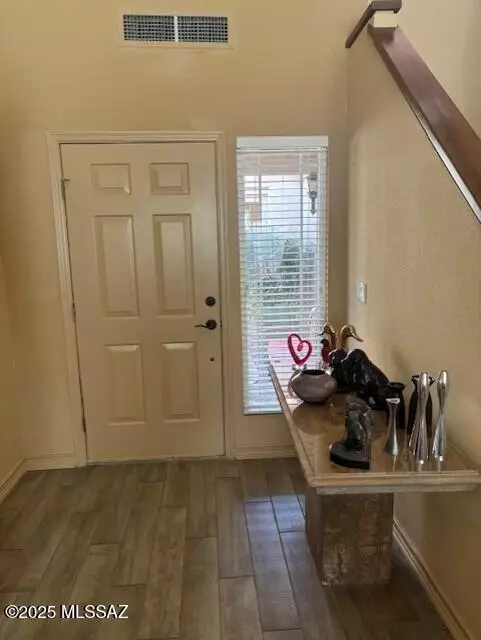 Oro Valley, AZ 85737,250 E Fieldcrest LN