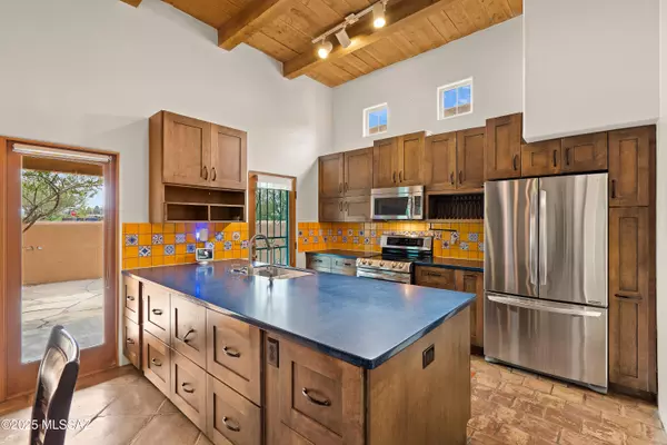 Tucson, AZ 85747,5280 S Thunder Sky WAY