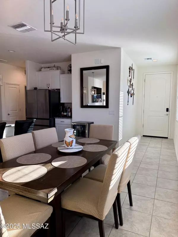 Sahuarita, AZ 85629,781 E Catwalk PL