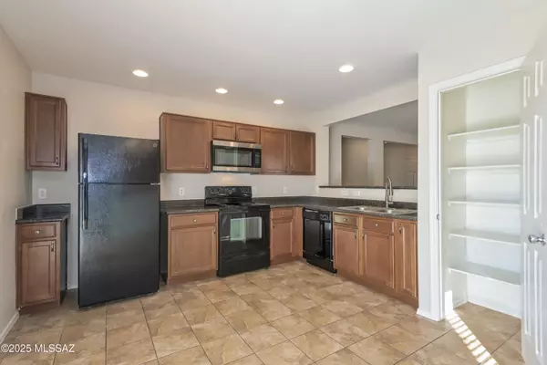 Tucson, AZ 85756,5152 E Desert Straw LN