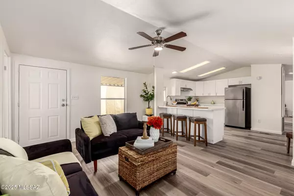 8401 S Kolb RD #94, Tucson, AZ 85756