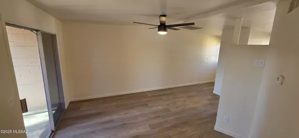 Tucson, AZ 85705,1507 W Roger RD