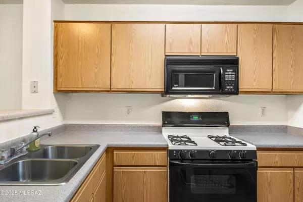 Tucson, AZ 85746,2013 W Calle Cielo De Oro