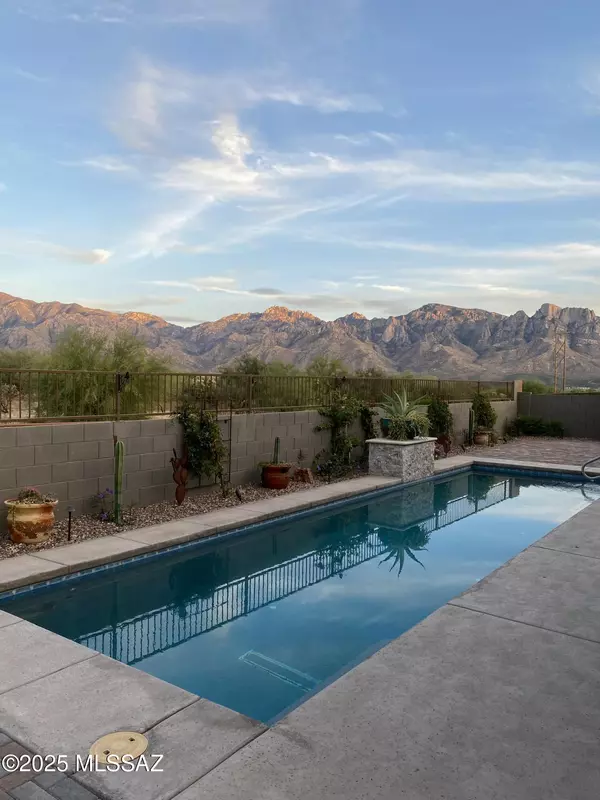 Oro Valley, AZ 85755,13320 N Cape Marigold DR