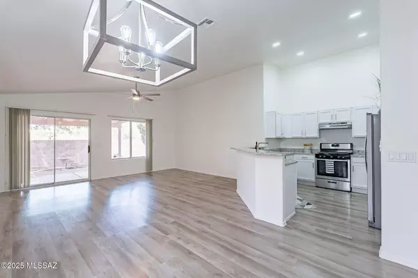 Tucson, AZ 85742,3856 W Argo ST