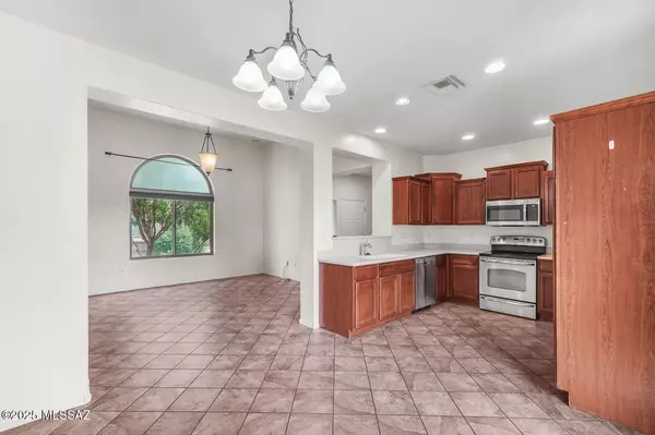 Tucson, AZ 85747,10525 E Native Rose TRL