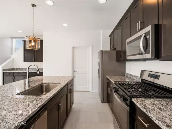 Marana, AZ 85658,9727 W Larson ST