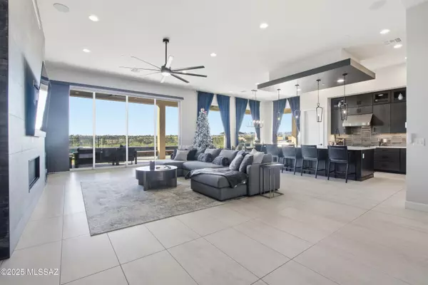 Tucson, AZ 85742,2140 W Sonoran Hill CT