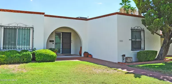 5754 E Grant RD, Tucson, AZ 85712