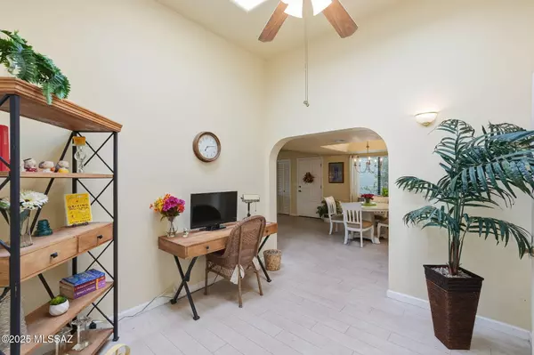 Tucson, AZ 85704,7808 N La Canada DR