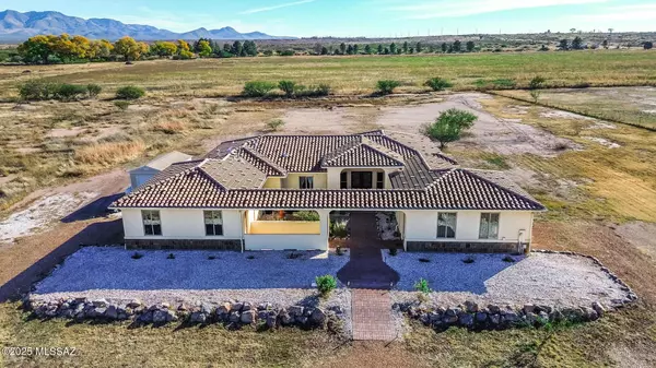 10185 S Bailando Rio, Hereford, AZ 85615