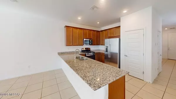 Marana, AZ 85653,10457 Vandever DR