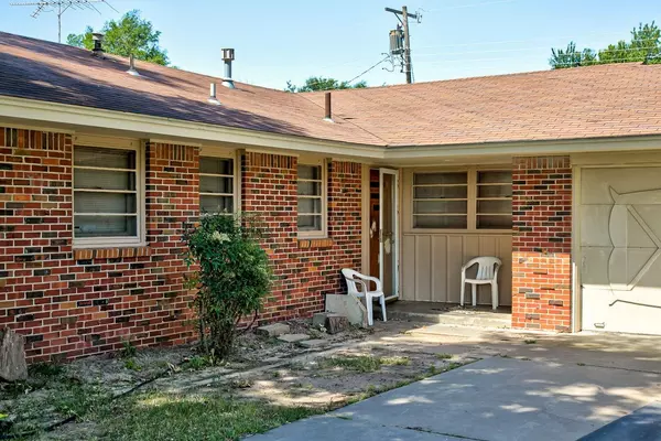 Enid, OK 73703,118 S Harding St