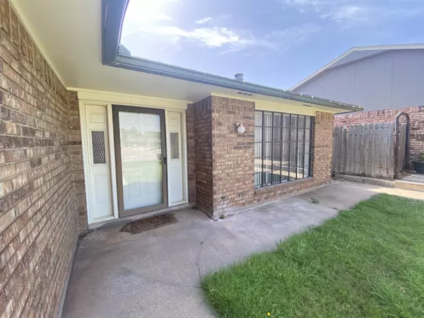 Woodward, OK 73801,2906 Blue Sage Dr