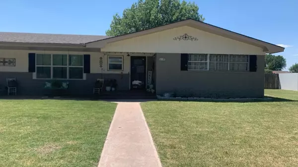 Laverne, OK 73848,113 Robin