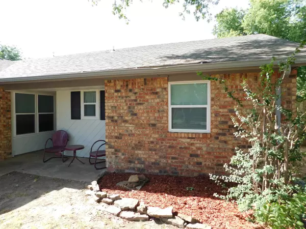 Enid, OK 73703,4213 Valley Forge Dr