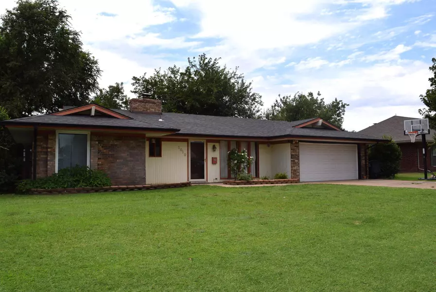 1010 Sunnybrook, Enid, OK 73703