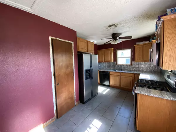 Woodward, OK 73801-4346,1722 Hillcrest Dr