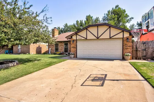 Enid, OK 73703,5505 Arrowhead Dr