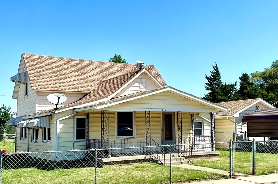 317 E 5th St, Helena, OK 73741