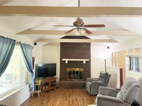 Enid, OK 73703,107 Helen Circle