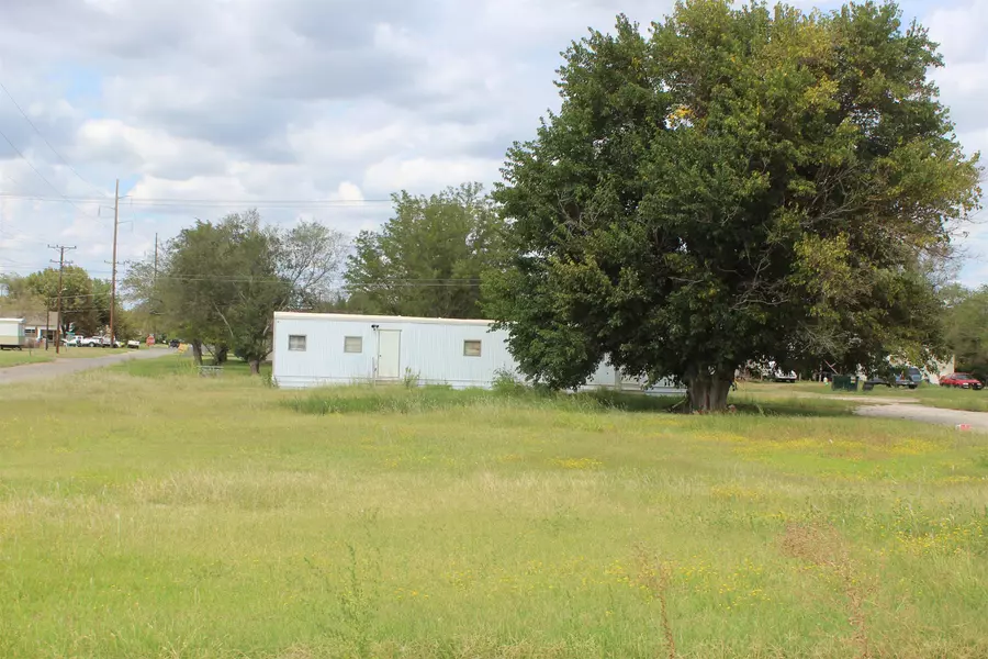 1020 Santa Fe, Woodward, OK 73801