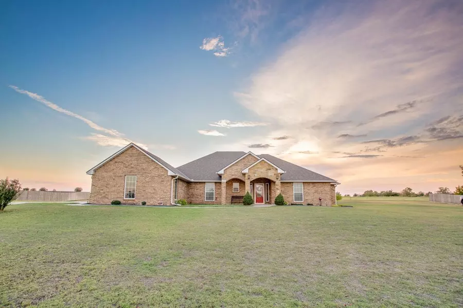 11020 Buggy Whip, Waukomis, OK 73773-5008