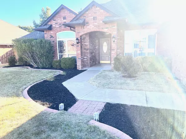 Enid, OK 73703,1119 Quail Ridge