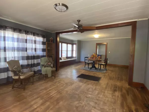 Fairmont, OK 73736,404 E Denver