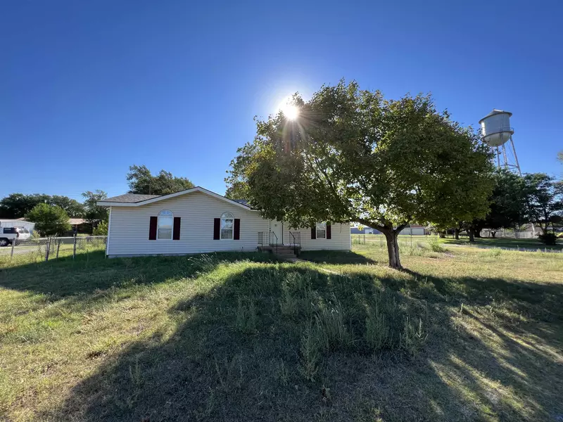 501 N 7th, Aline, OK 73716