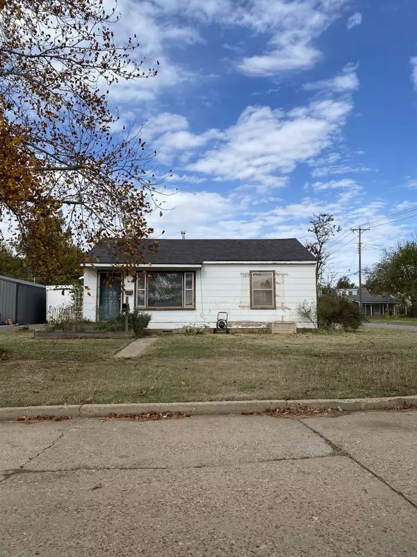 Enid, OK 73703,1924 E Cypress Ave