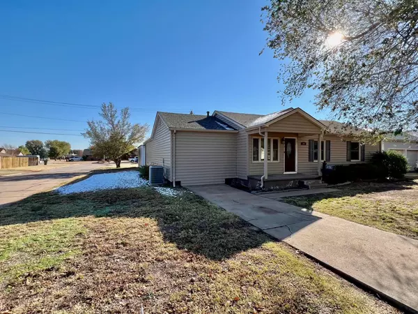 Fairview, OK 73737,810 N 8th